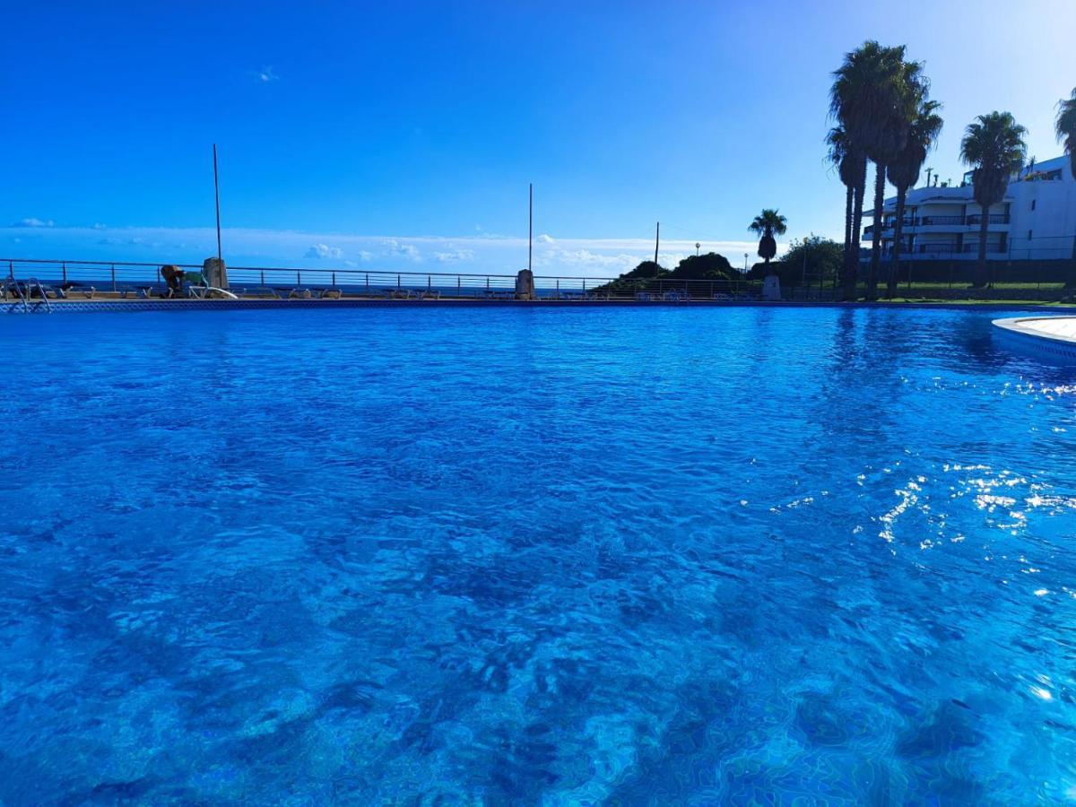 Ocean Bay With Pool By Homing Apartamento